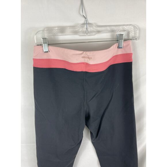 Victorias secret VSX Sport Tight Fit Capri Legging Size Medium - Picture 5 of 6